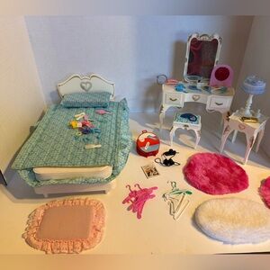 RARE 1978 Marx Sindy Bedroom Furniture Set 55+ Pieces Barbie Dollhouse Playset